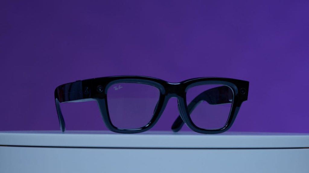meta hits pause on a key plan for ray ban display glasses